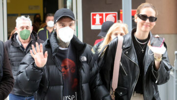 Fedez esce da San Raffaele dopo ricovero - foto Ansa Matteo Bazzi-2