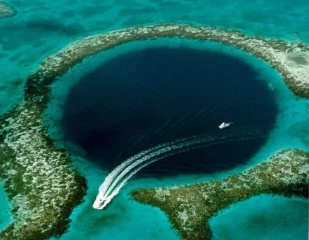 great-blue-hole-1