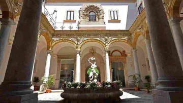 Un fantastico ritrovamento a Palermo, è riaffiorata la testa di una mummia egizia, ecco qui tutti i...