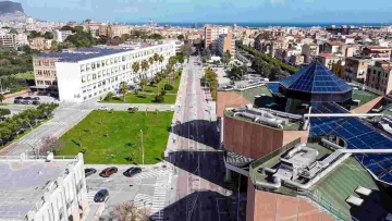 L’obiettivo è quello di fornire connettività di ultima generazione a docenti e studenti e di...