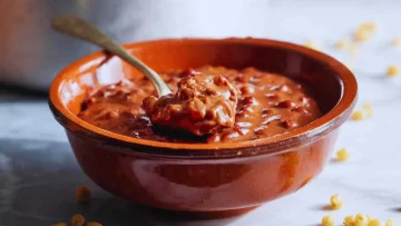 Riscopri la tradizione di Santa Lucia con un tocco speciale: la cuccia, il dolce tradizionale...