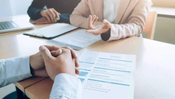 Un nuovo caso di offerta di lavoro con stipendio basso scatena la polemica in Sicilia, lo sfogo...