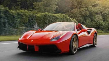 FERRARI, nuove assunzioni, si cercano 250 lavoratori nella casa automobilistica del cavallino...
