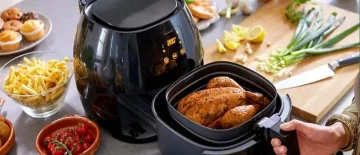 Scopri un viaggio culinario natalizio attraverso le deliziose ricette realizzate con la friggitrice...