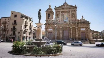 La Sicilia è una terra stupenda e ricca di tradizioni, oltre che di luoghi da scoprire. Sapete qual...