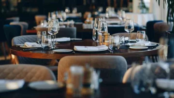 Immergiti in un viaggio gastronomico unico a Palermo, dove la vivace scena culinaria internazionale...