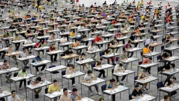 Dal 2025, il test d'ingresso per Medicina sarà abolito, permettendo a tutti gli studenti di...