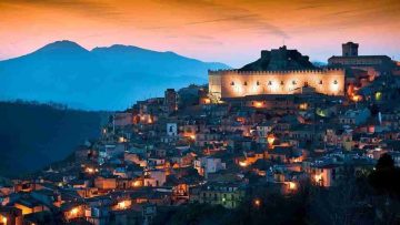 presente vivente nel borgo in Sicilia