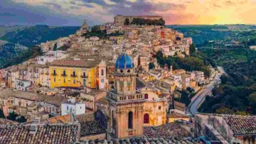 Scopri quale città siciliana è stata inserita tra le mete imperdibili d’Italia nel 2025: una...