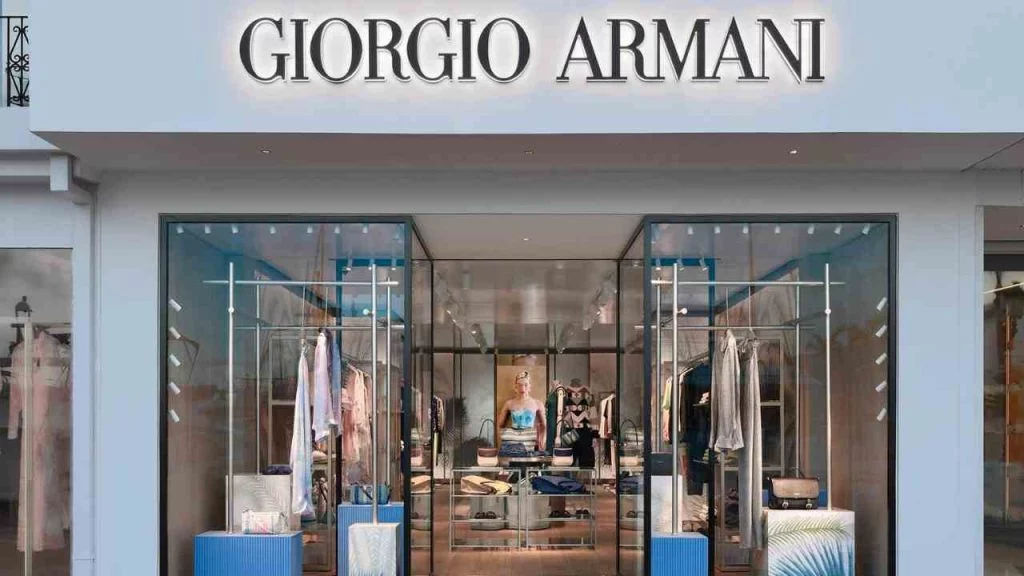 Armani assume
