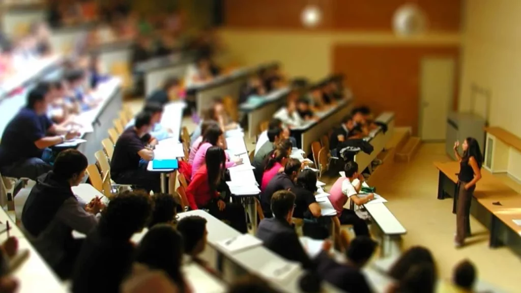 Tempi università