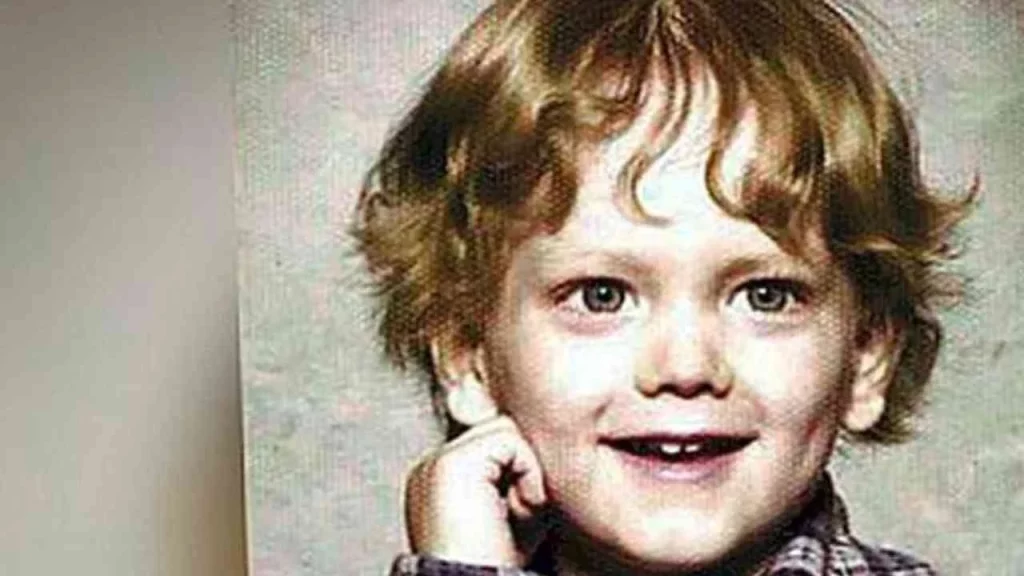 bimbo in foto, chi è ?