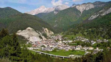 Culla di Storia e Bellezza Naturale: Esplora il Fascino Autentico del Borgo dei Mulini tra le...