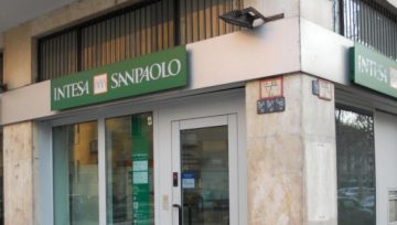 intesa-sanpaolo-assunzioni-per-diplomati-e-laureati_2585500