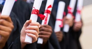 Si avvicina la prossima Sessione di Laurea per la gioia di tutti i laureandi di Unipa! E anche...