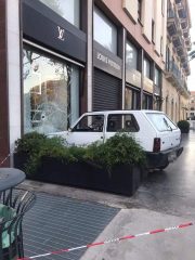 rapina louis vuitton palermo