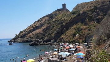 spiaggia ombelico di venere Altavilla - foto presa da google maps-2